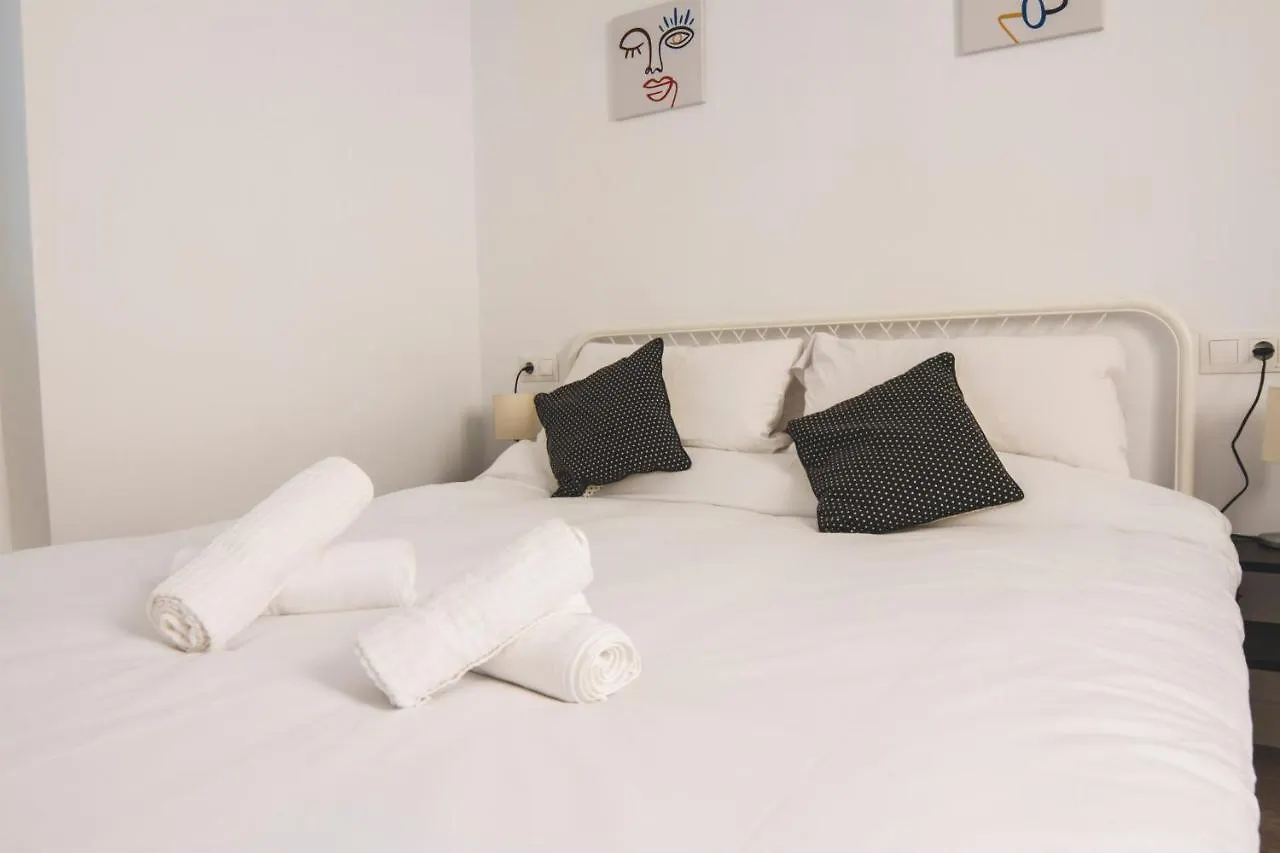 Cdz - Botica, Encantador Apartamento En Pleno Centro Historico Cadiz 0*,  Spain