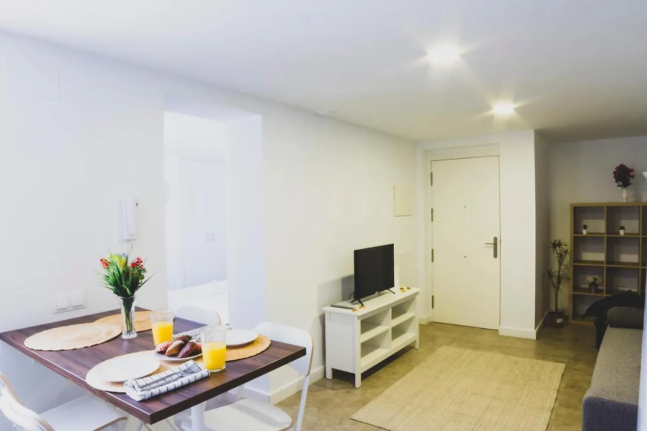 Cdz - Botica, Encantador Apartamento En Pleno Centro Historico Cadiz 0*,